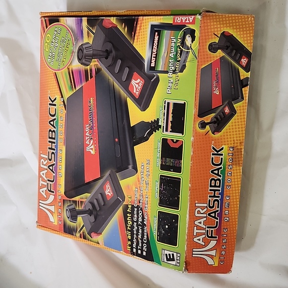 Atari 7800 Flashback classic game console - Picture 1 of 5